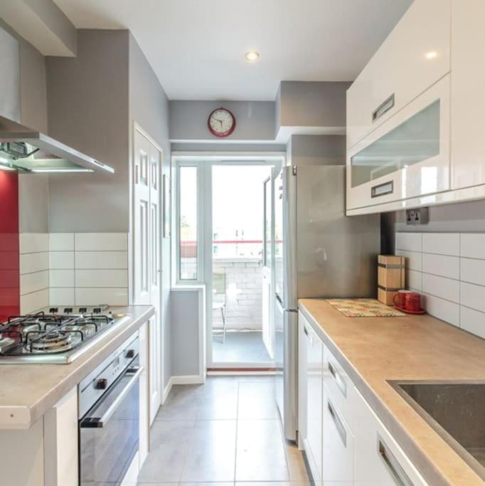 Floor 1 Bedroom With Views Over Appartamento *